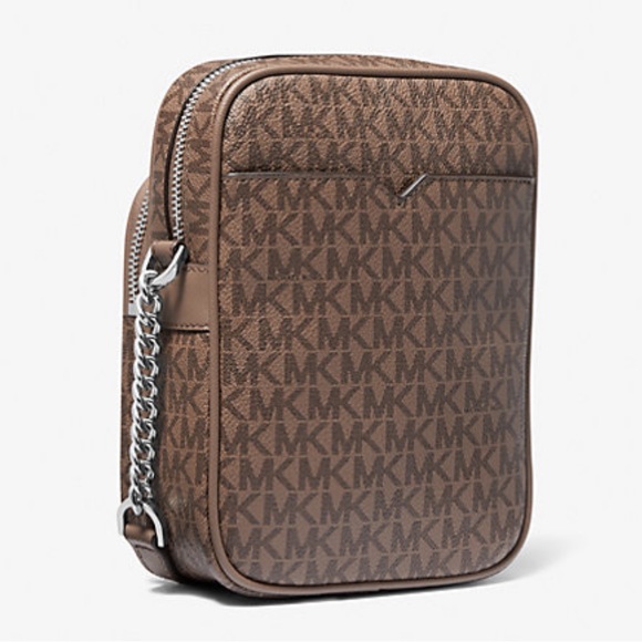 MICHAEL KORS
Jet Set Travel Medium Signature Logo Crossbody Bag
COLOR DUSK
NWT - Picture 3 of 4